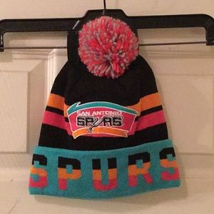 Spurs beanie